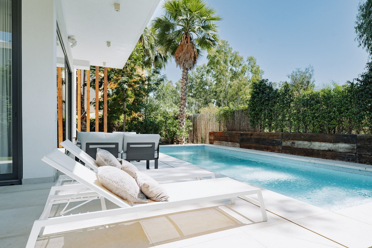 4 Bedroom Villa in Estepona - Foto 2