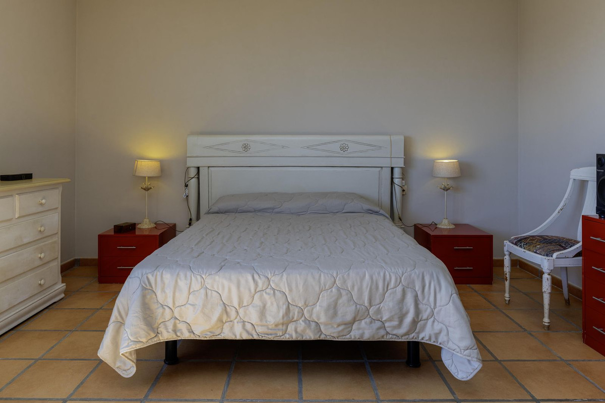3 Bedroom Townhouse in Marbella - Photo 15