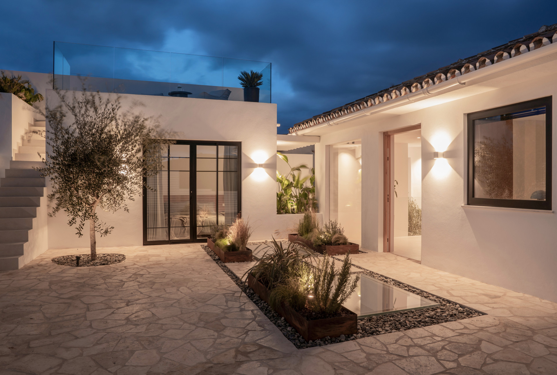 5 Bedroom Villa in Marbella - Photo 27
