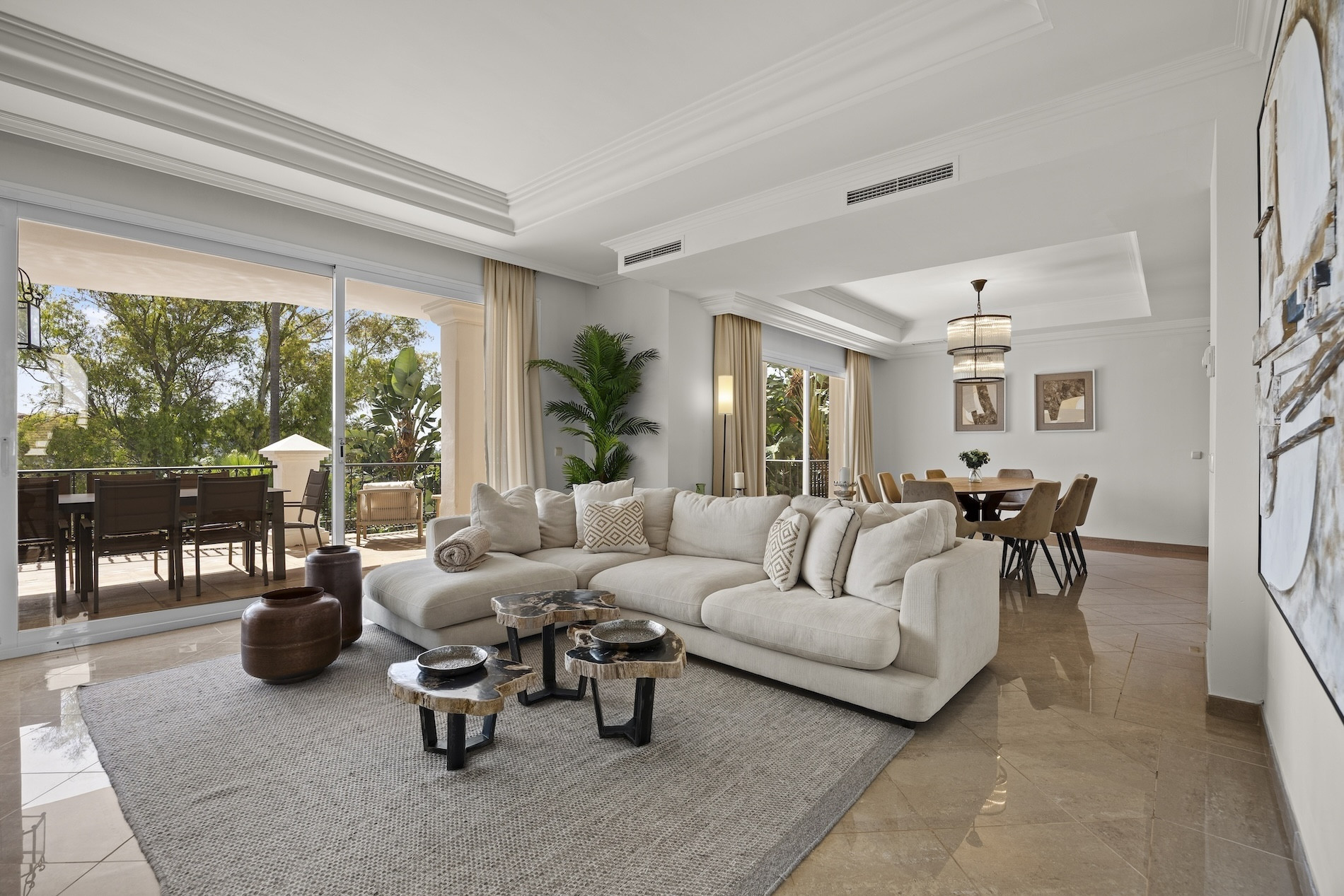 8 Bedroom Villa in Benahavís - Фото 4