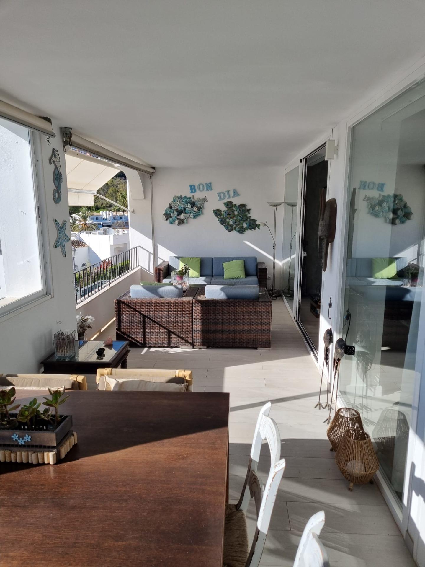 2 Bedroom Apartment in Benahavís - Photo 10