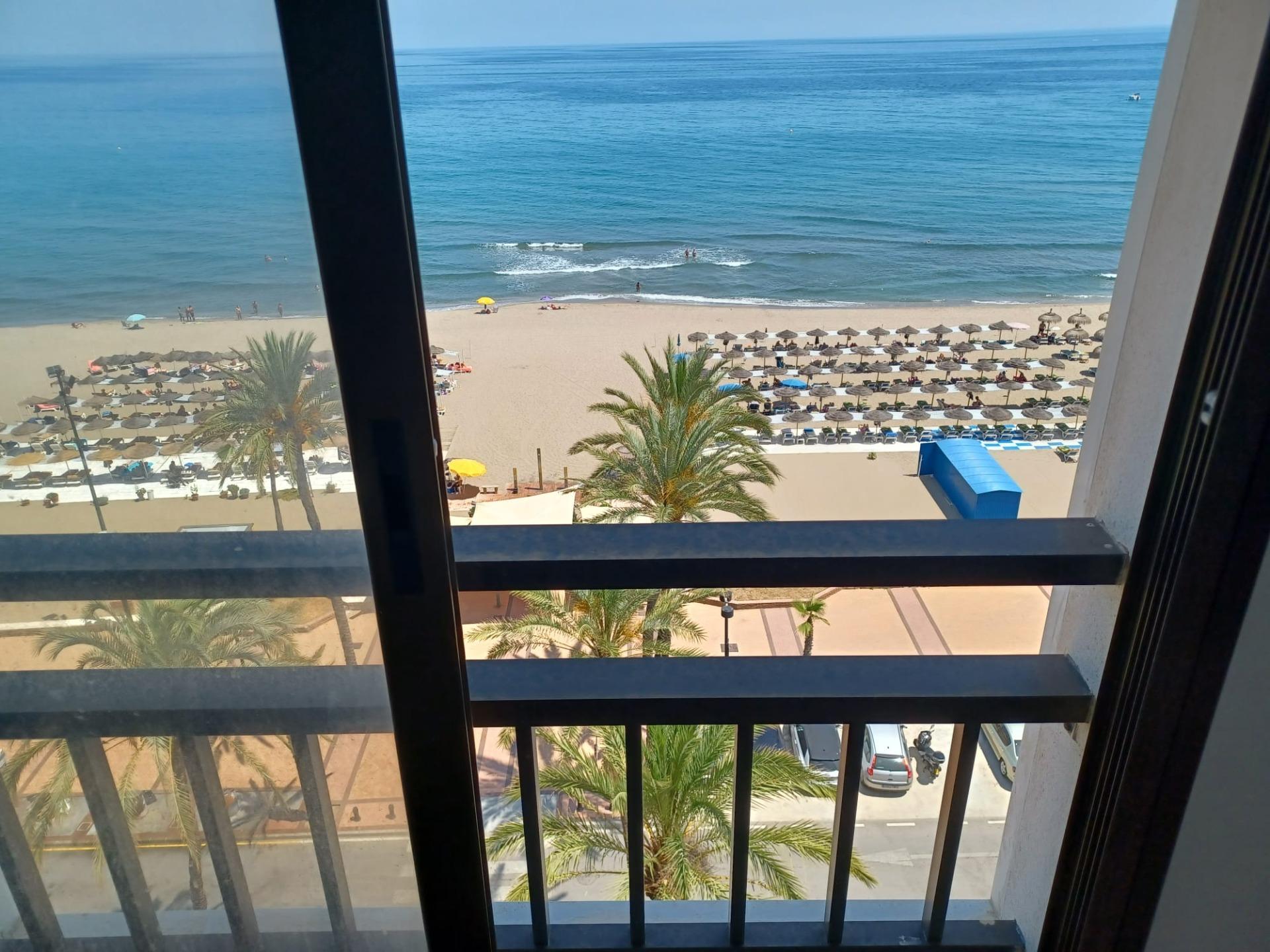 2 Bedroom Apartment in Fuengirola - Photo 16