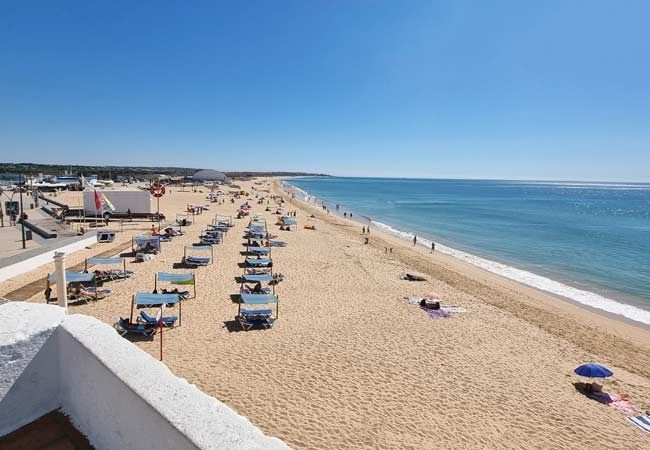 2-bedroom apartment in Spain – Photo 1