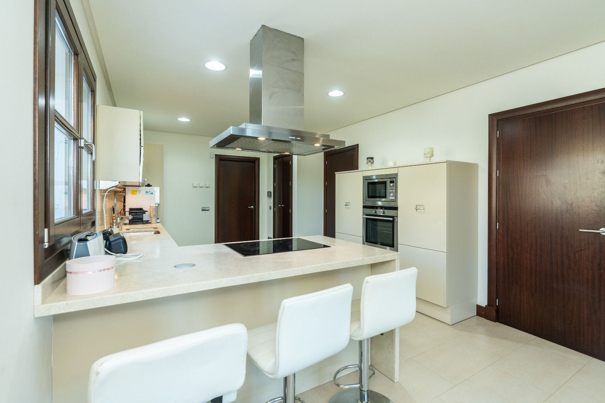5 Bedroom Villa in Benahavís - Фото 5