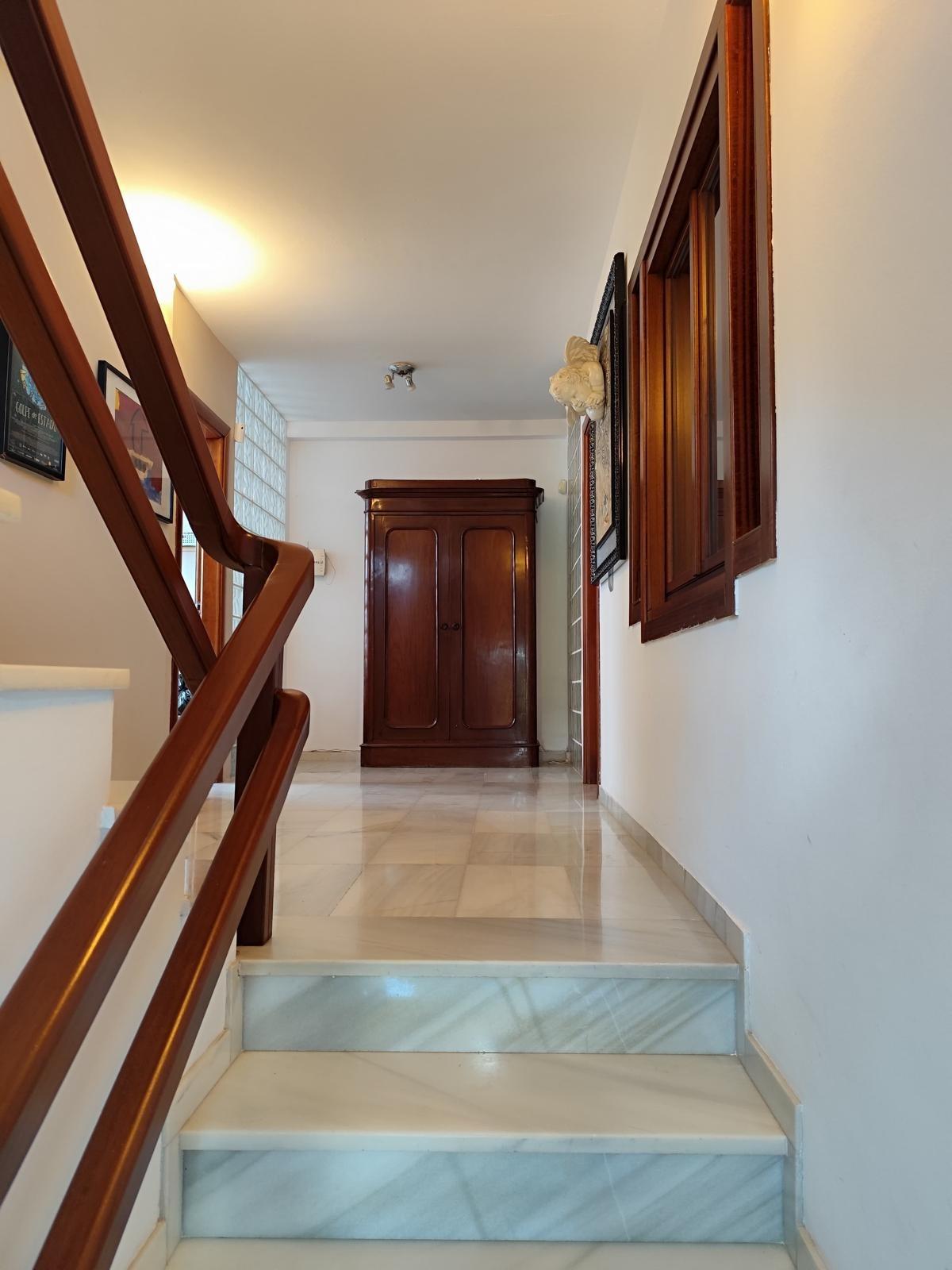 7 Bedroom Villa in Marbella - Photo 44