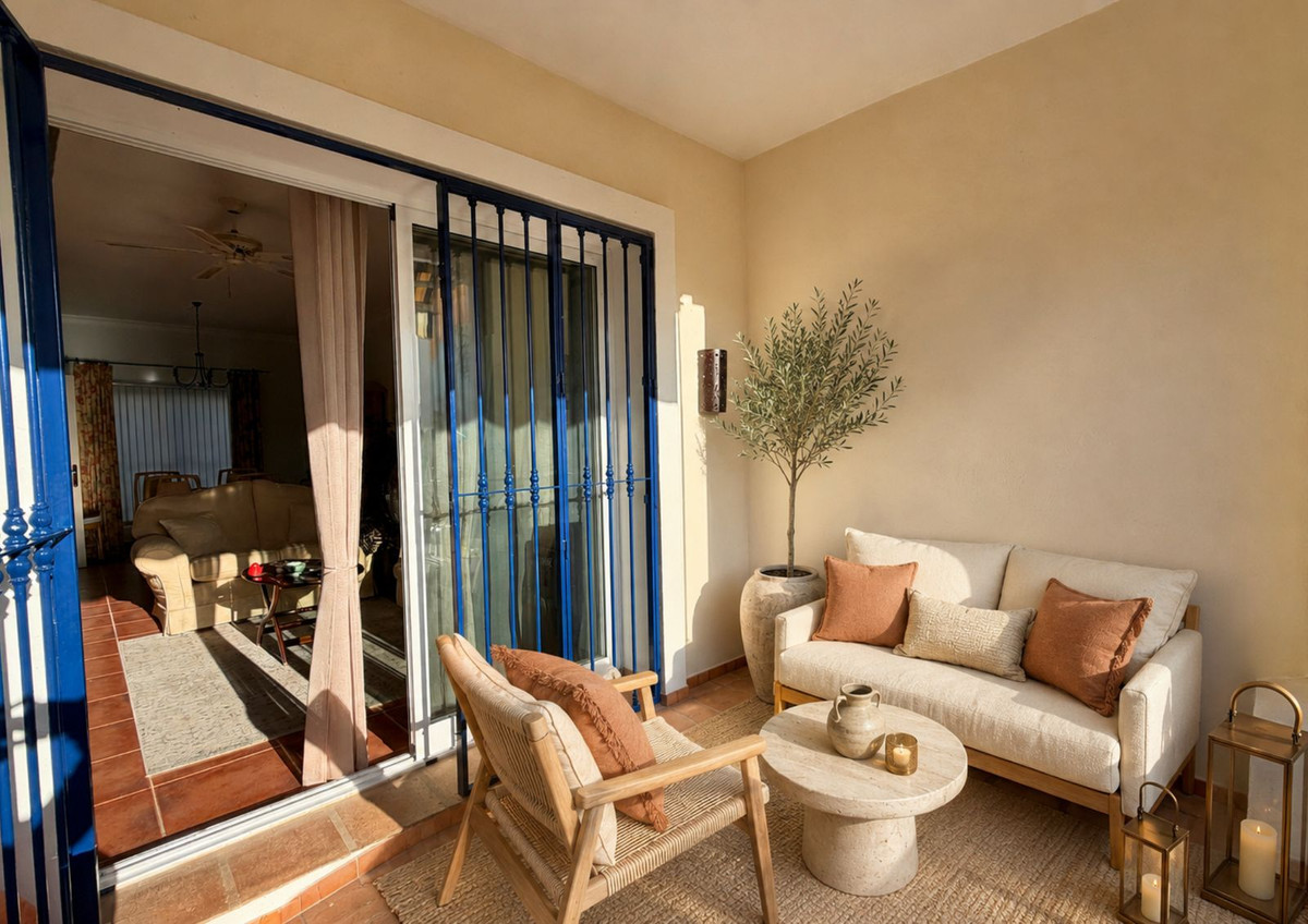 3 Bedroom Townhouse in Marbella - Photo 12