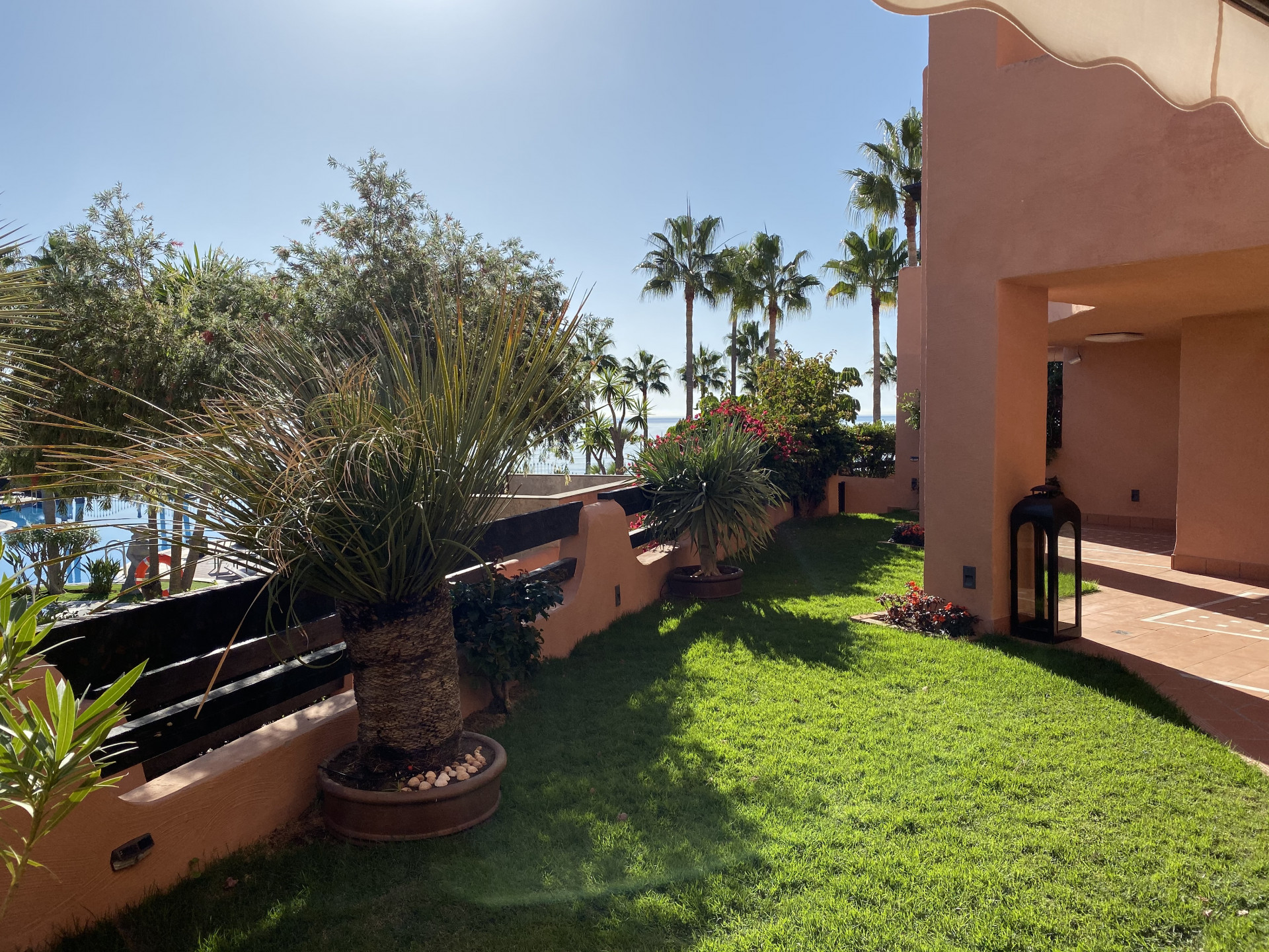 4 Bedroom Apartment in Estepona - Photo 5