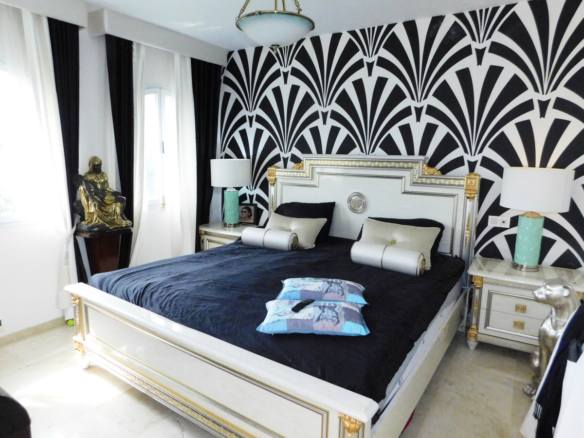 3 Bedroom Penthouse in San Pedro de Alcántara - Photo 4