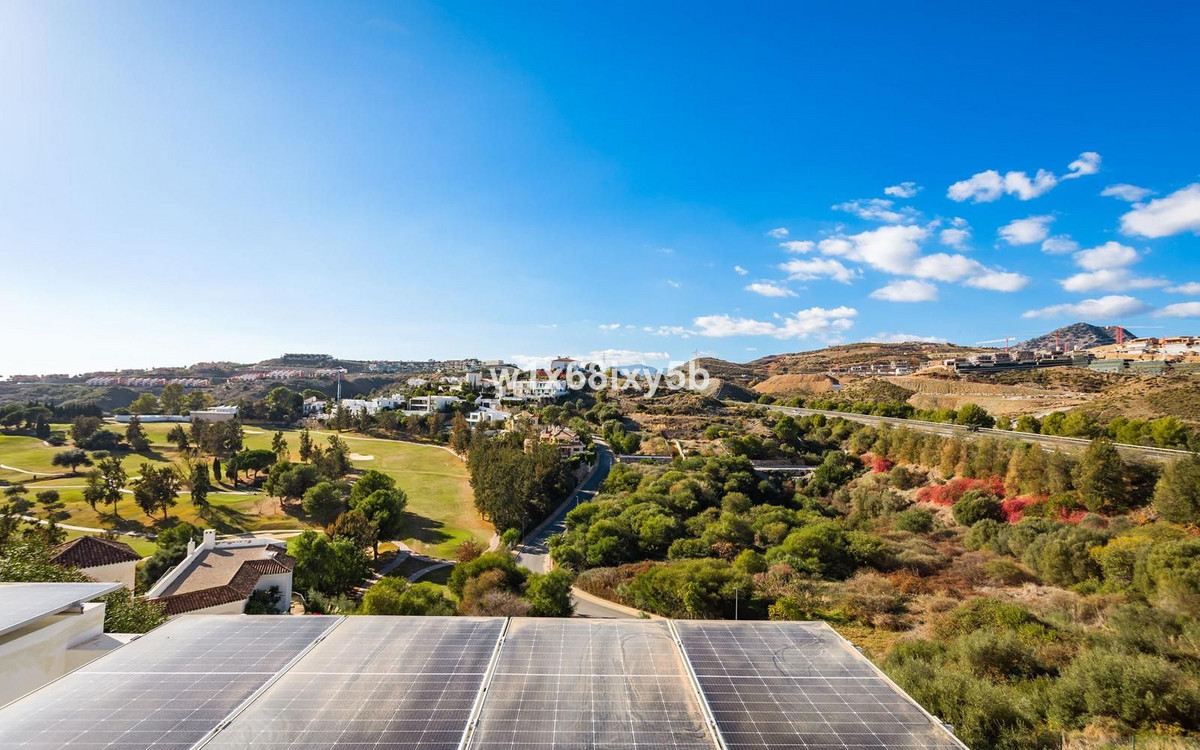 5 Bedroom Villa in Benahavís - Фото 34