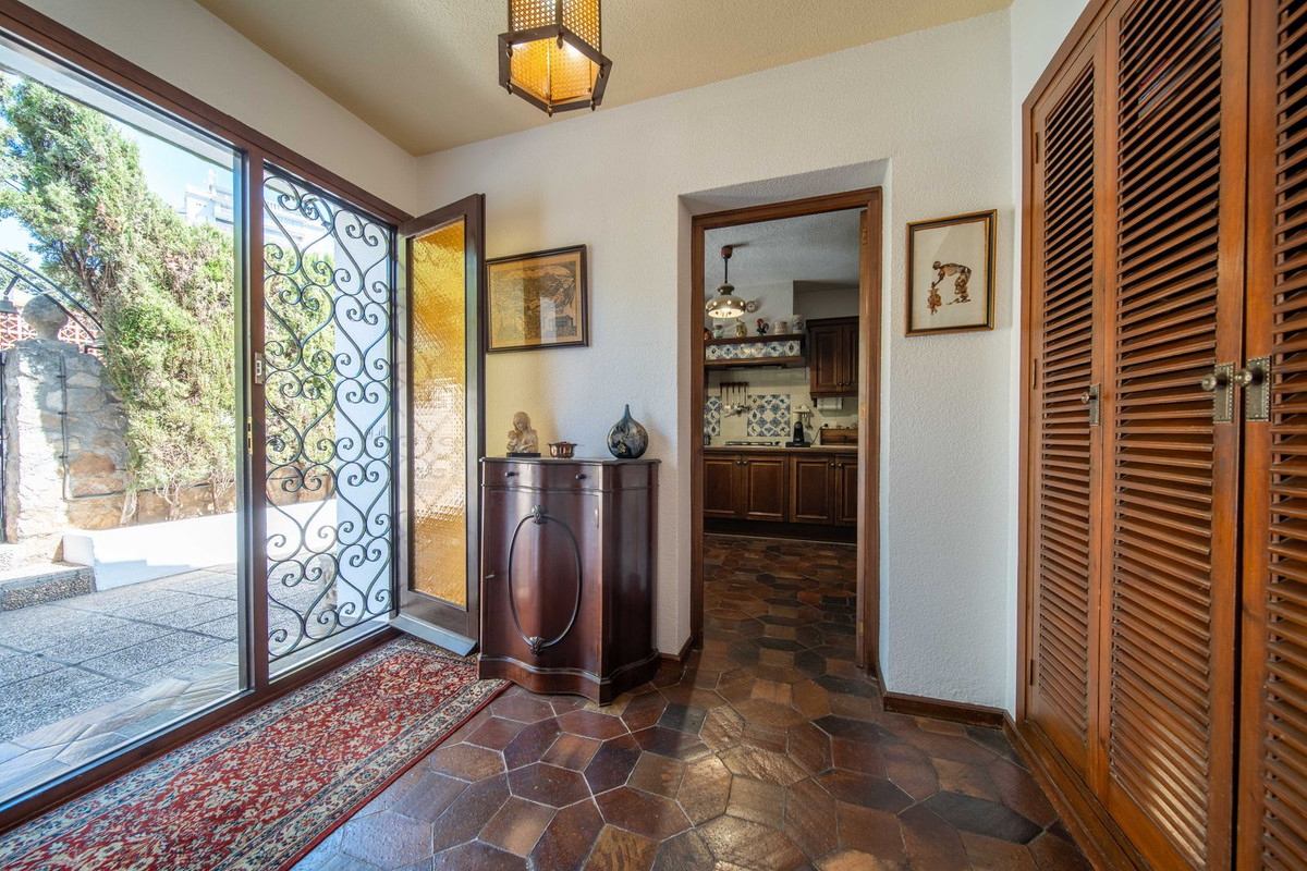 3 Bedroom Villa in Fuengirola - Photo 5