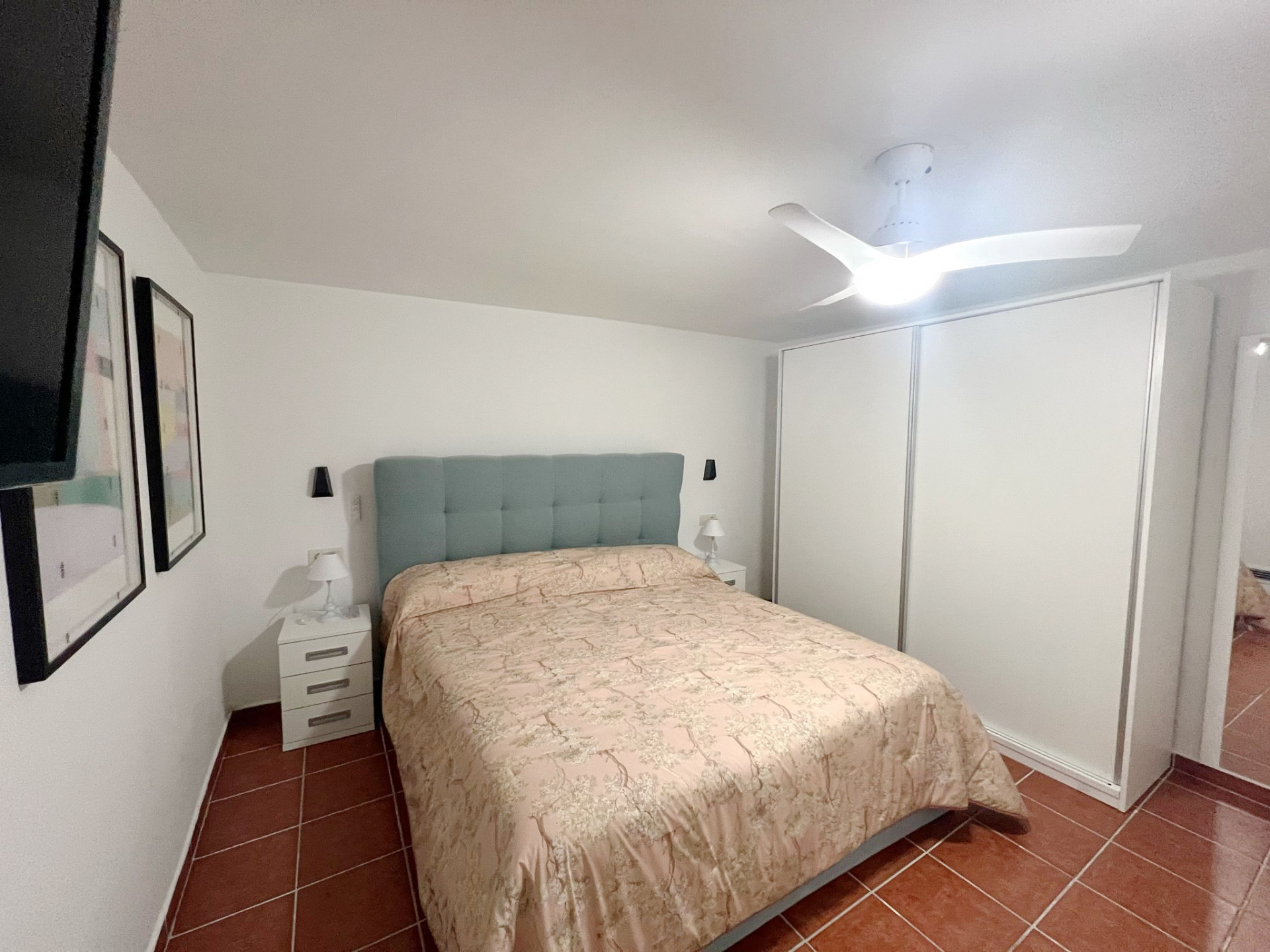 4 Bedroom Apartment in Marbella - Photo 4