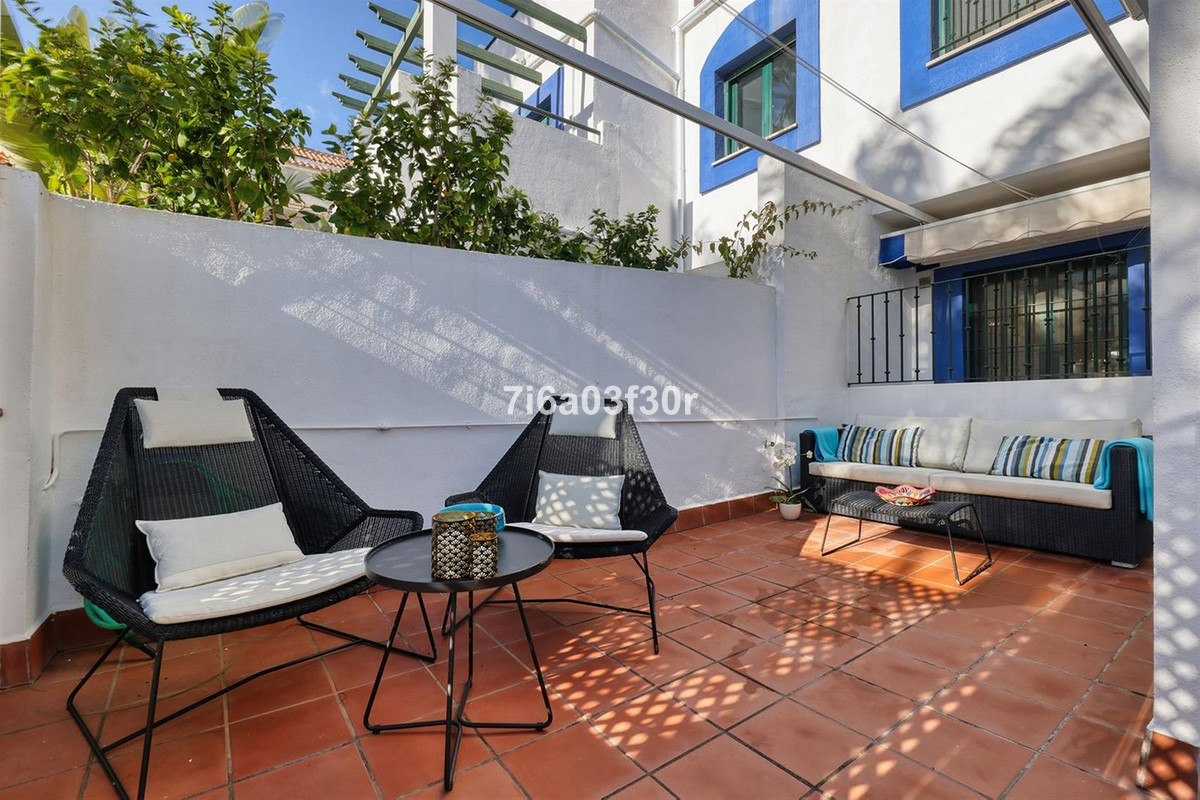 5 Bedroom Townhouse in Marbella - Photo 23