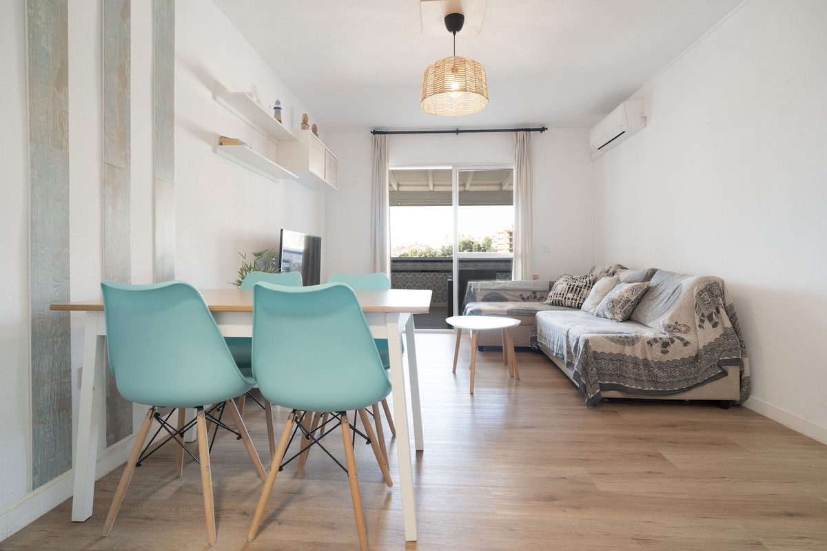 1 Bedroom Apartment in Benalmádena - Photo 7