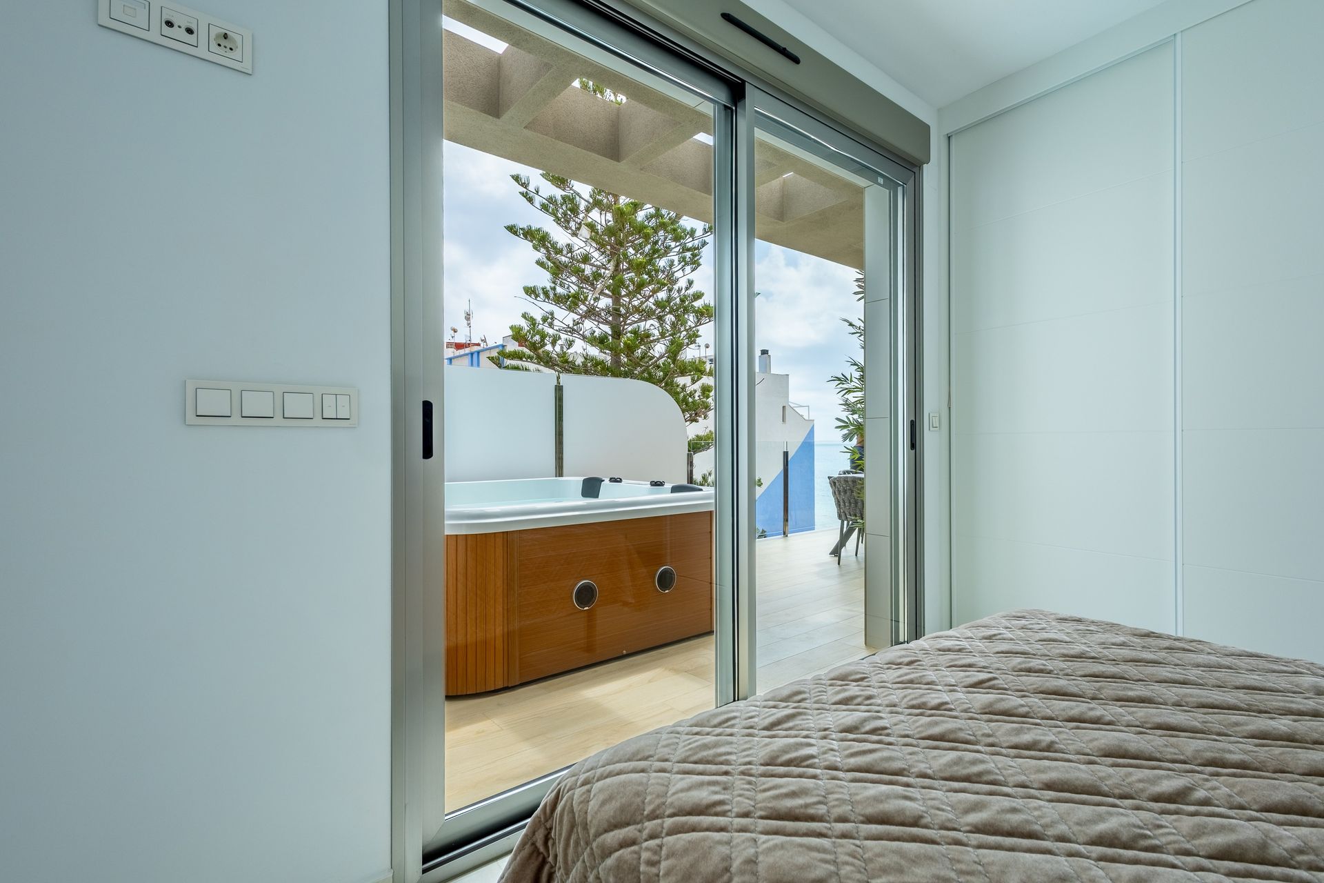 Apartamento com 4 quartos com piscina em Alicante, Espanha – Foto 23