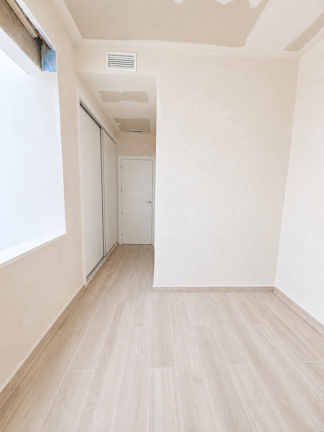 3 Bedroom Penthouse in Fuengirola - Photo 15