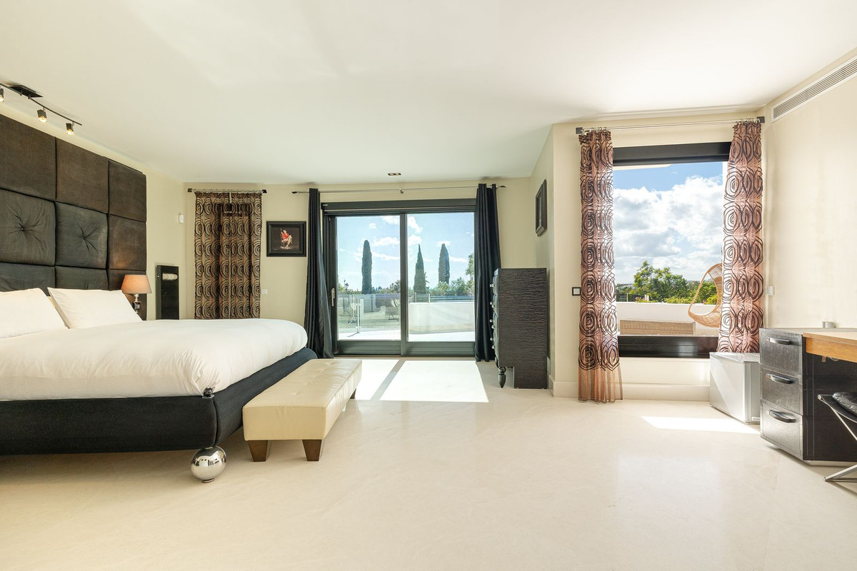 8 Bedroom Villa in Benahavís - Foto 14