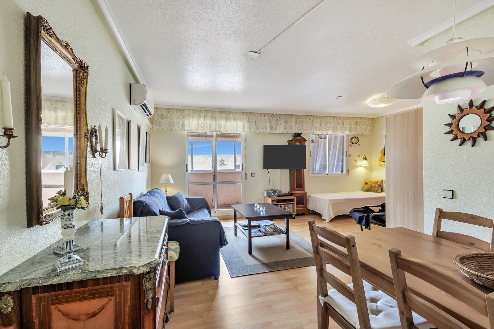 Apartamento com 1 quarto com piscina em Alicante, Espanha – Foto 4
