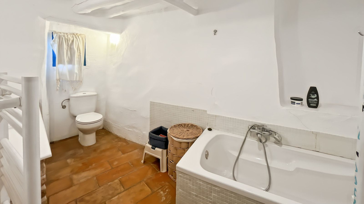 3 Bedroom Townhouse in Villanueva del Rosario - Photo 10