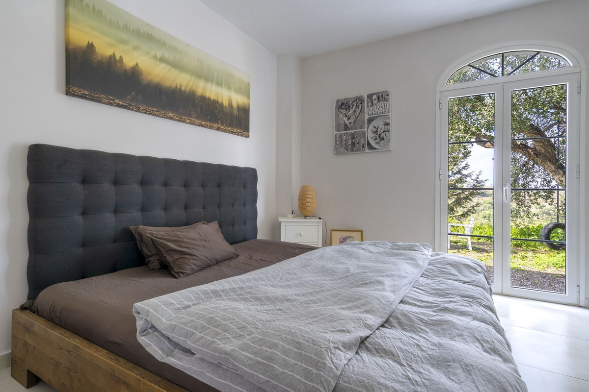 3 Bedroom Villa in Coín - Photo 14