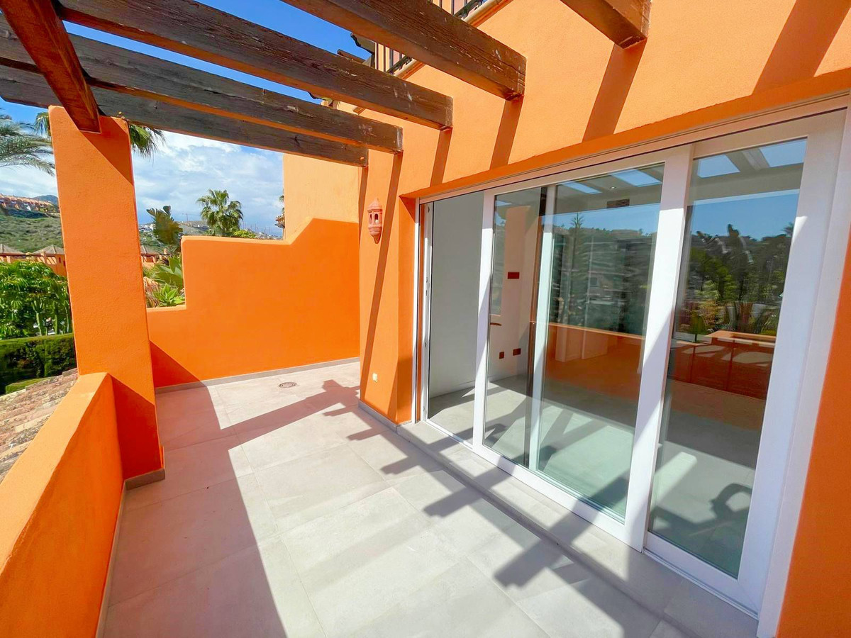 3 Bedroom Townhouse in Estepona - Photo 31