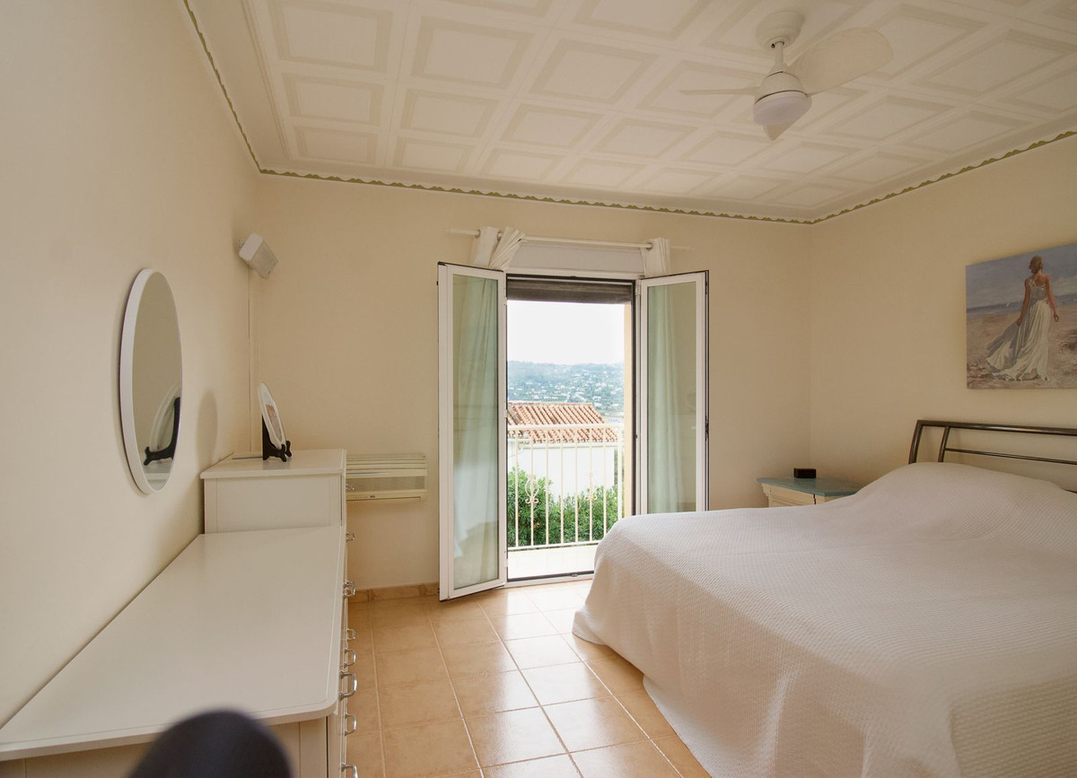 5 Bedroom Villa in Coín - Photo 20