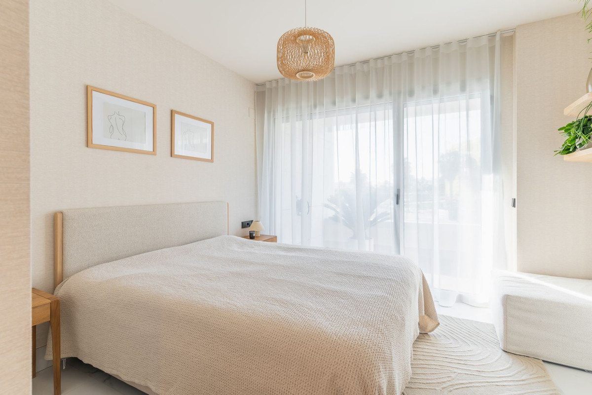 3 Bedroom Apartment in San Pedro de Alcántara - Photo 30