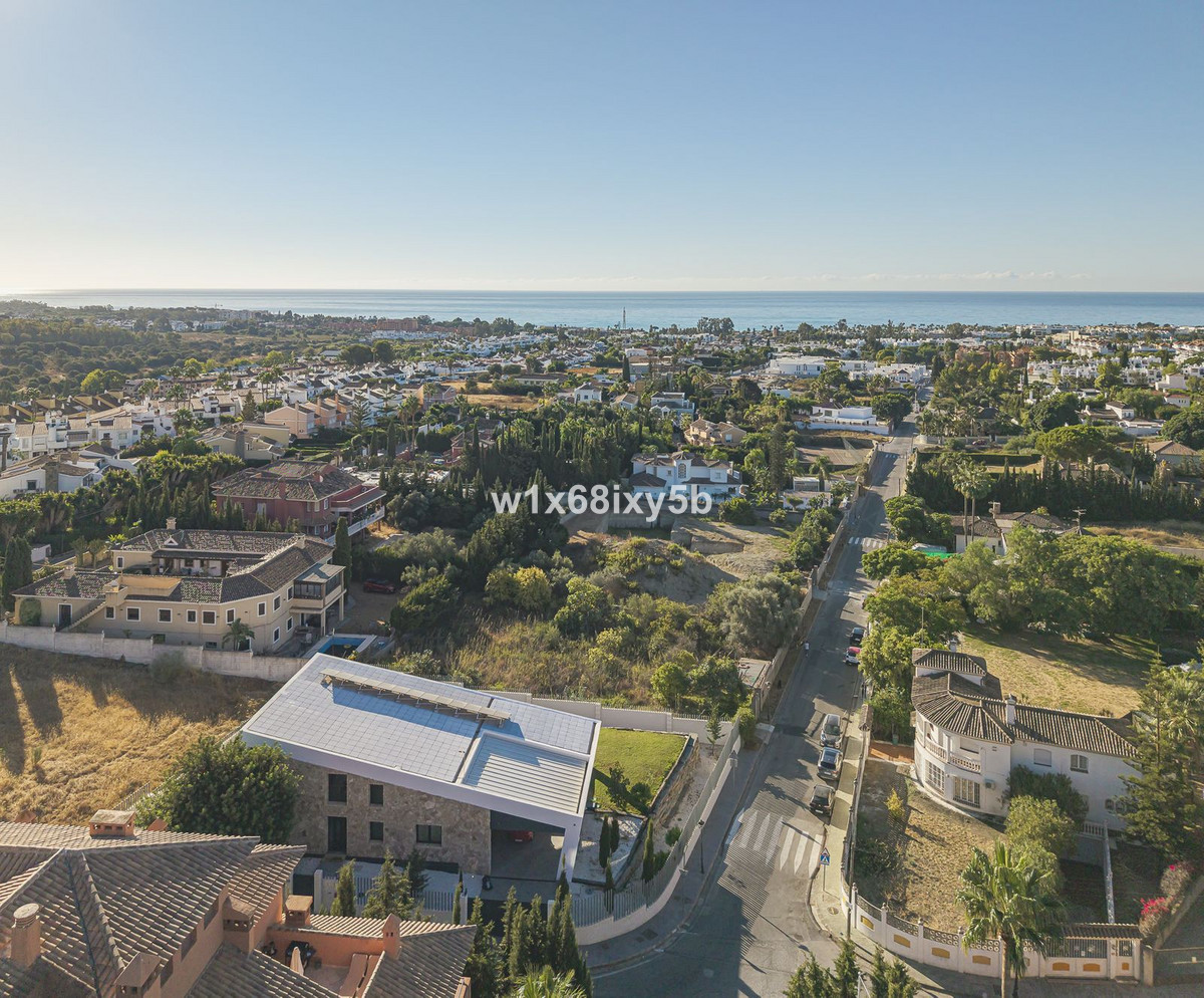 1,213 m² Plot in Estepona - Photo 5