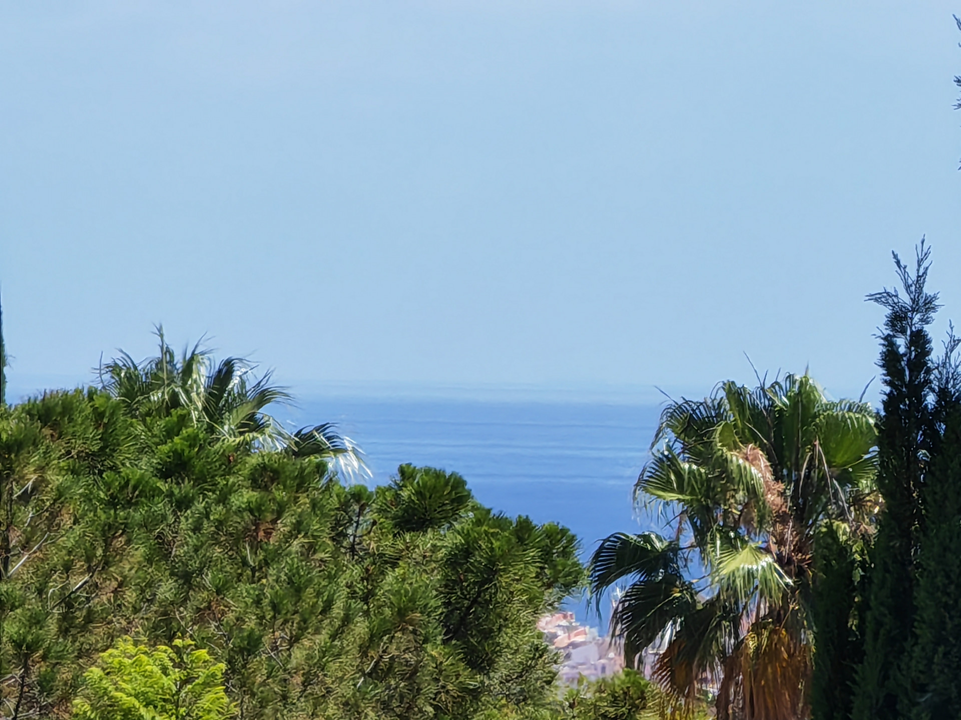 4 Bedroom Townhouse in Benahavís - Photo 23