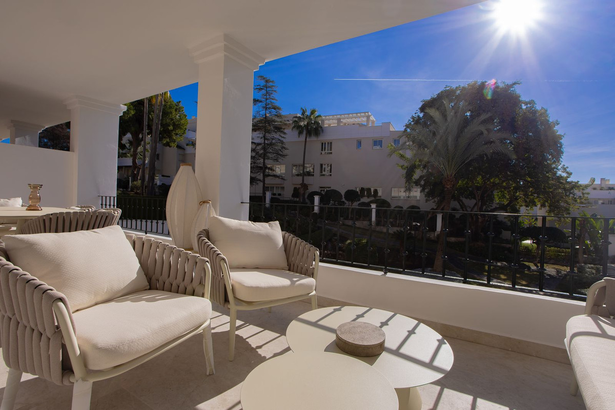 Apartamento com 4 quartos com piscina em Málaga, Espanha – Foto 13