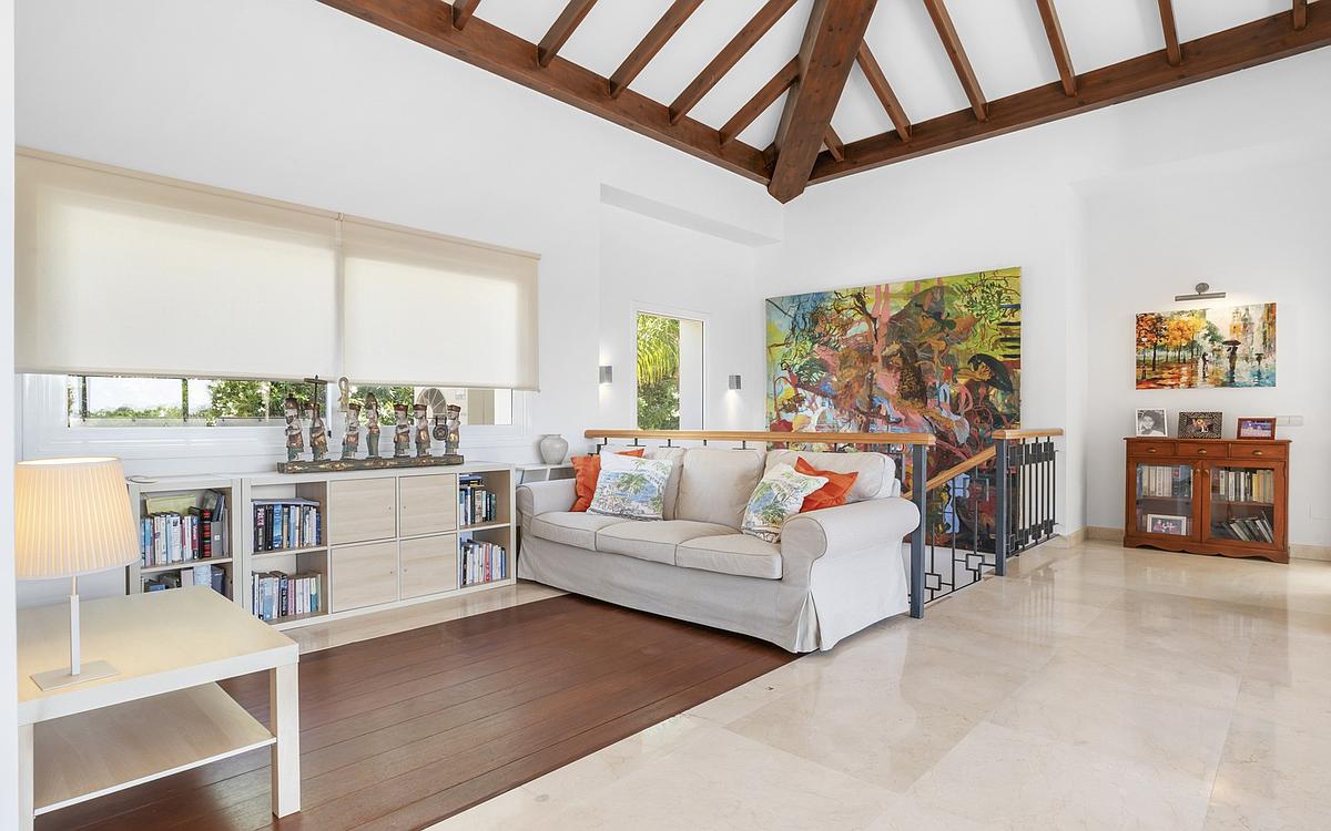 6 Bedroom Villa in Benahavís - Фото 10