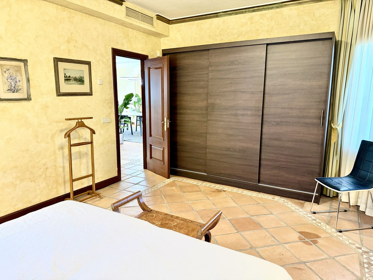 5 Bedroom Villa in Marbella - Foto 41
