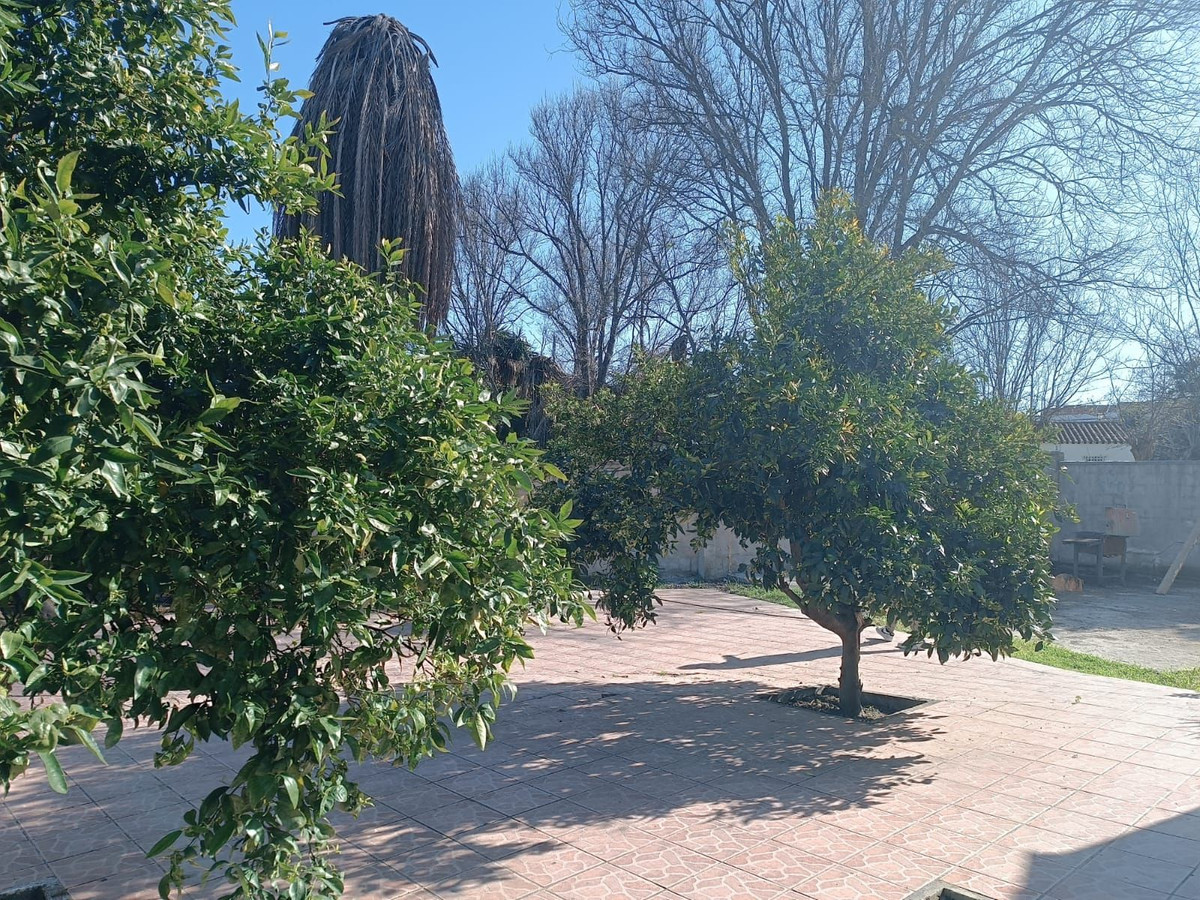 2 Bedroom Villa in Estepona - Photo 3