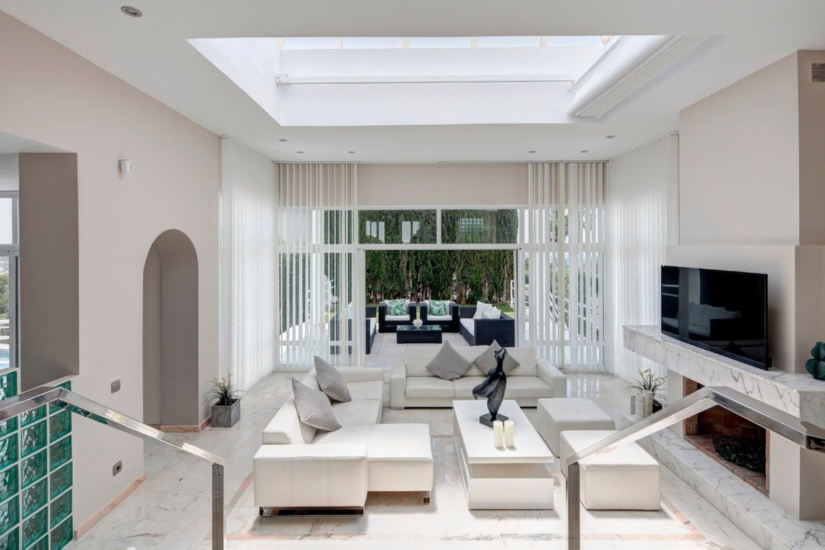 5 Bedroom Villa in Benahavís - Foto 4