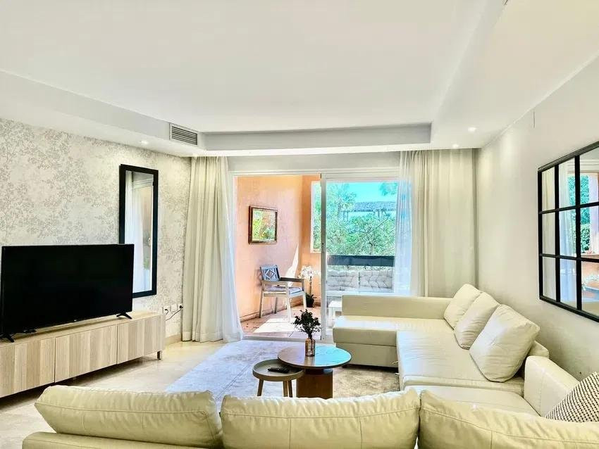 3 Bedroom Apartment in Marbella - Photo 13