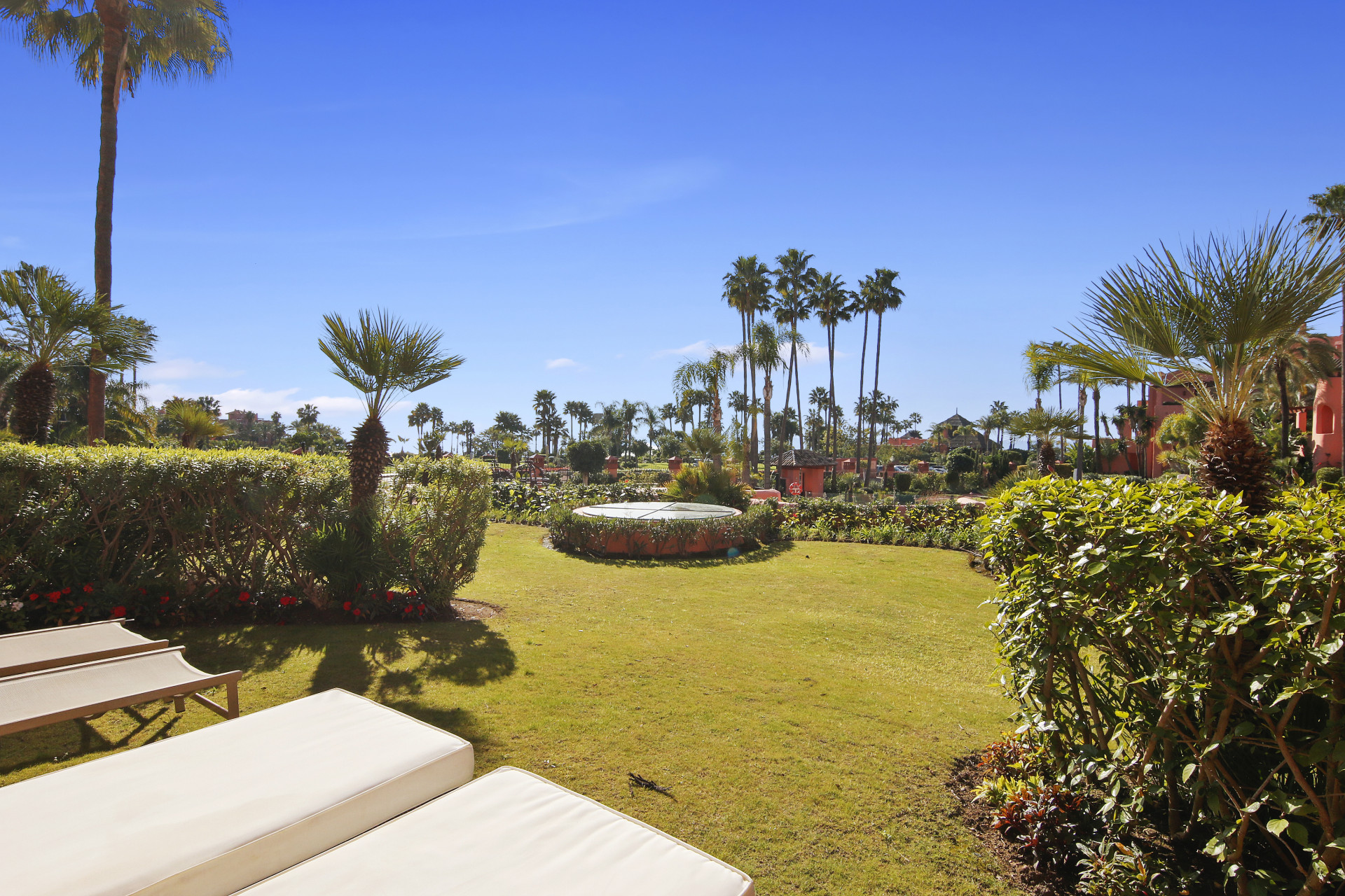 3 Bedroom Apartment in Estepona - Foto 17
