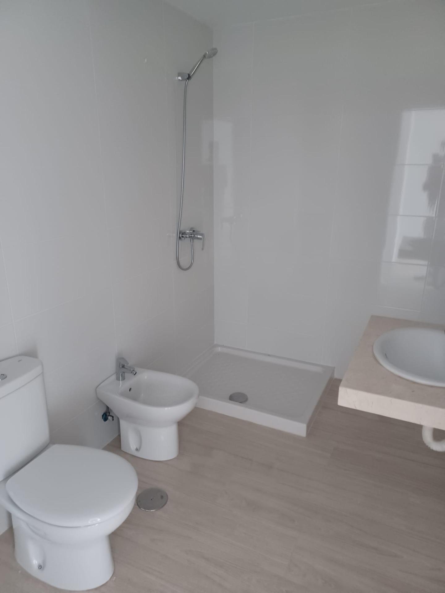 1 Bedroom Apartment in Fuengirola - Photo 10