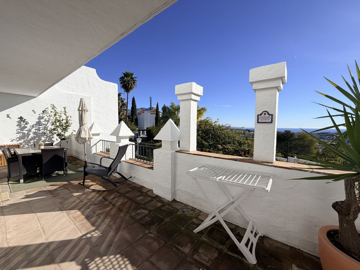 2 Bedroom Apartment in Benahavís - Foto 17