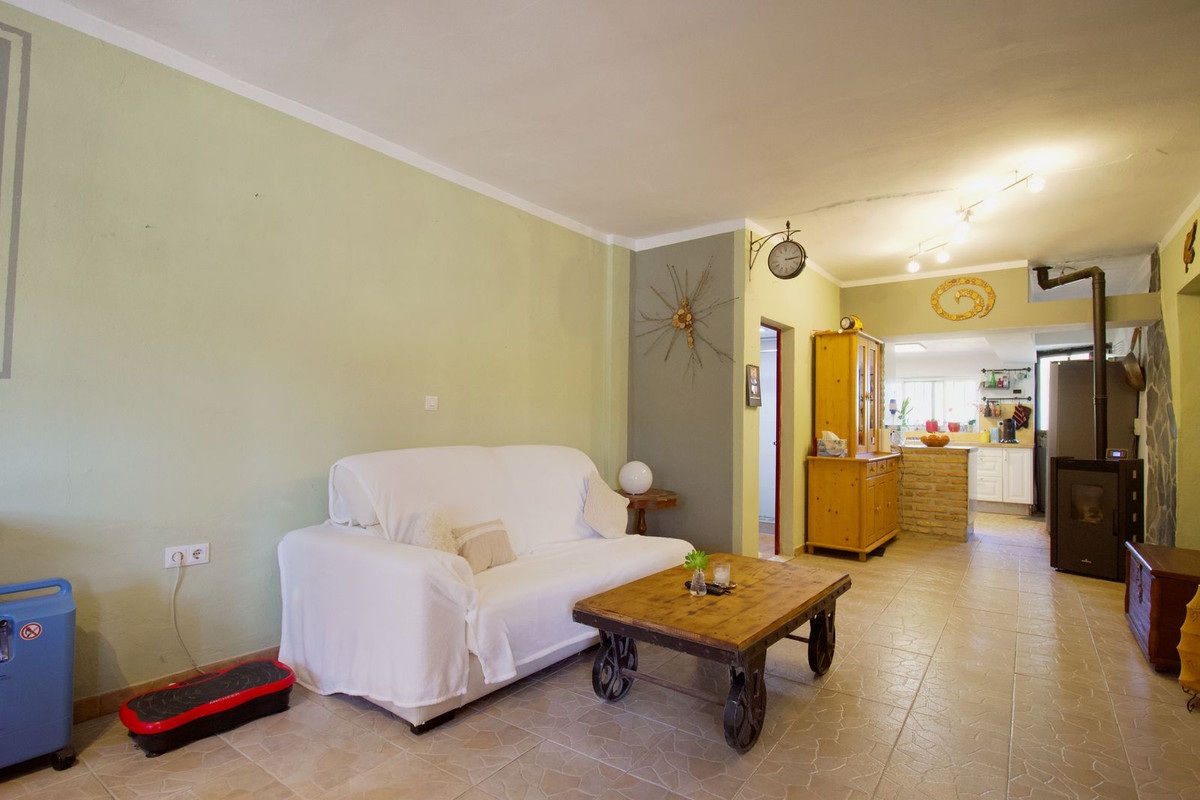 5 Bedroom Villa in Coín - Photo 20