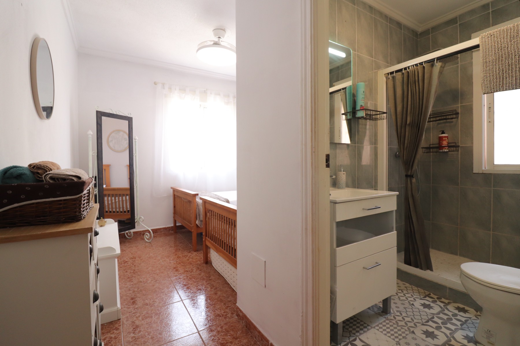 Moradia com 4 quartos com piscina em Alicante, Espanha – Foto 13
