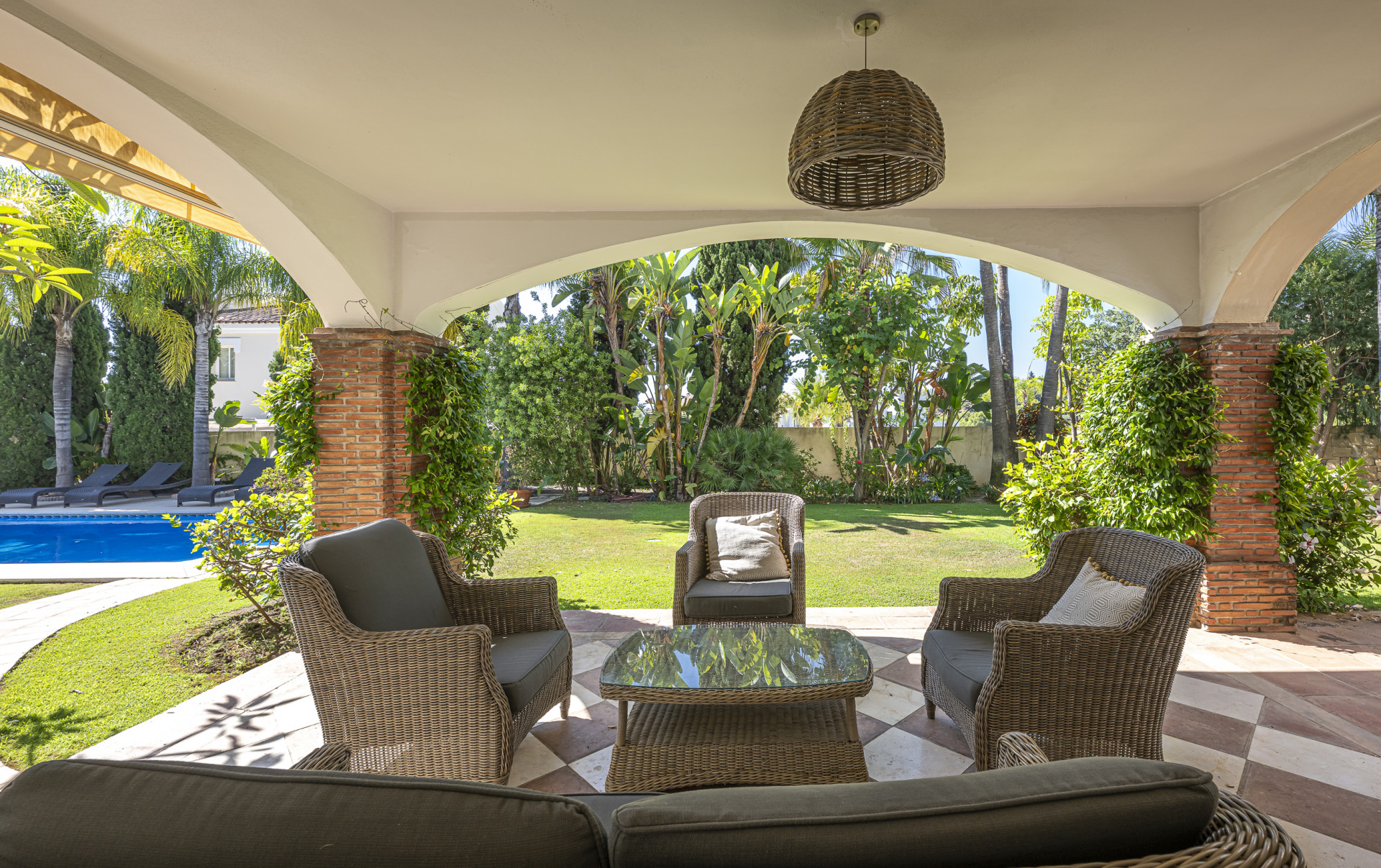 5 Bedroom Villa in Benahavís - Фото 4