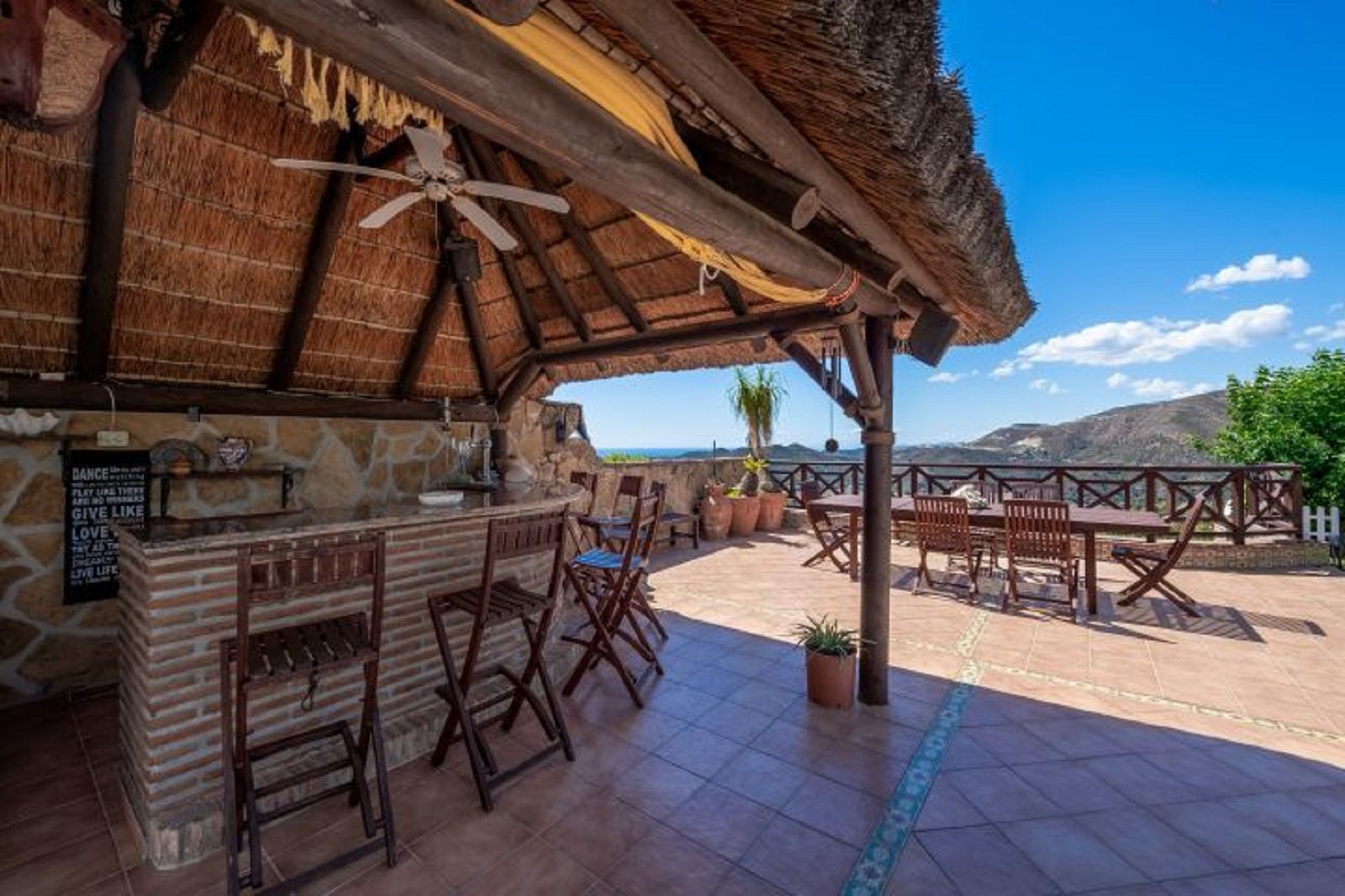 4 Bedroom Villa in Istán - Photo 14