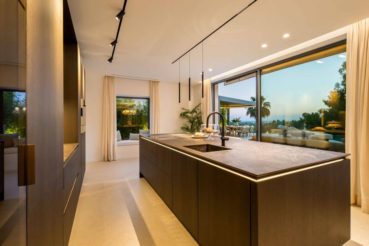 6 Bedroom Villa in Benahavís - Foto 46