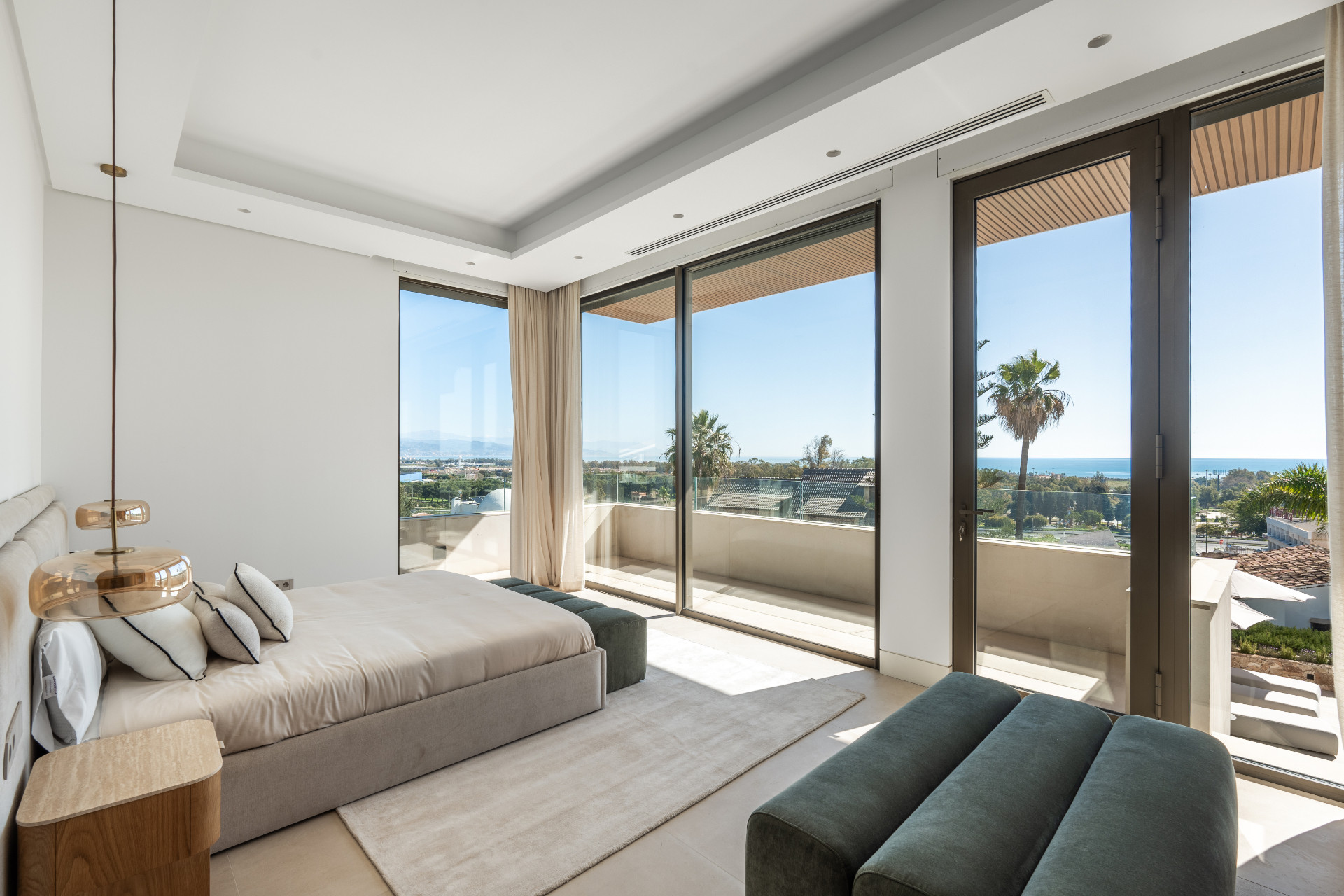 5 Bedroom Villa in Málaga - Photo 12