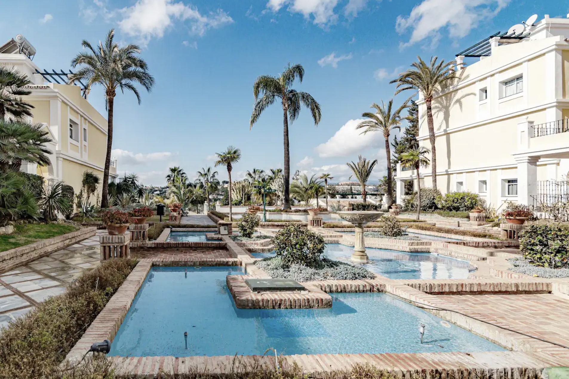 Piso de 3 dormitorios con piscina en Málaga – Foto 29