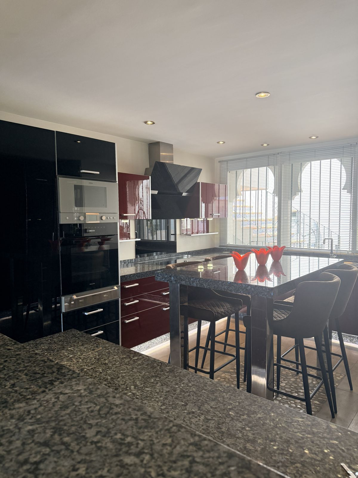 3 Bedroom Apartment in Estepona - Foto 9