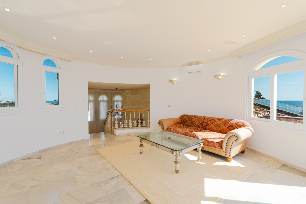 5 Bedroom Villa in Mijas - Foto 31