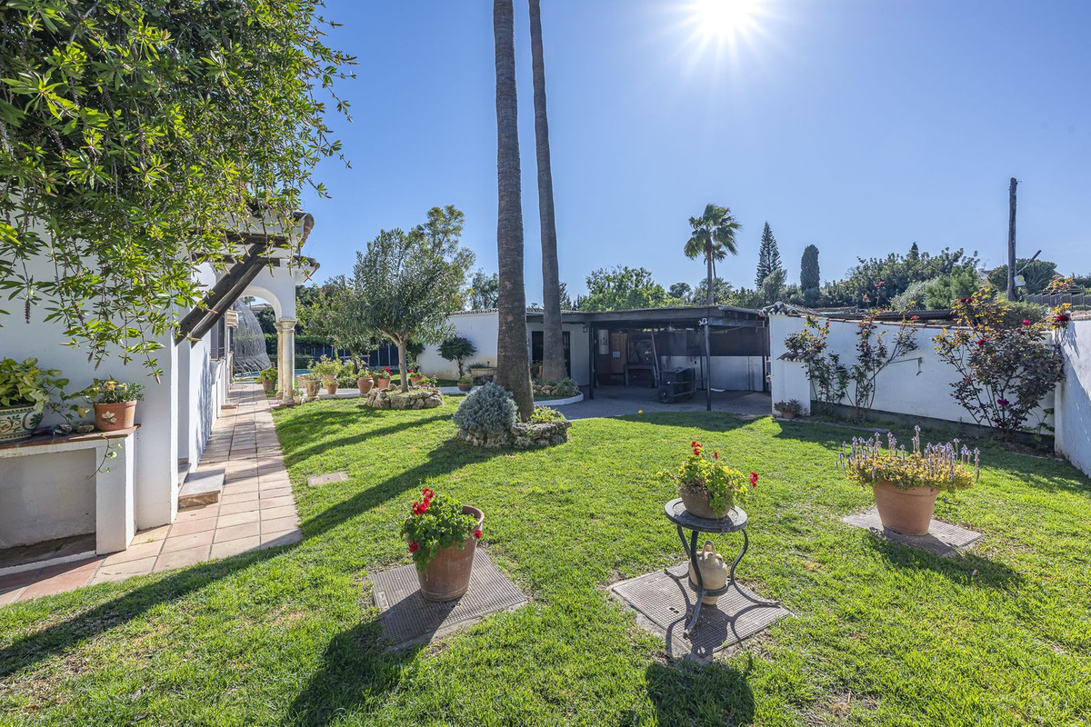 3 Bedroom Villa in San Pedro de Alcántara - Фото 29