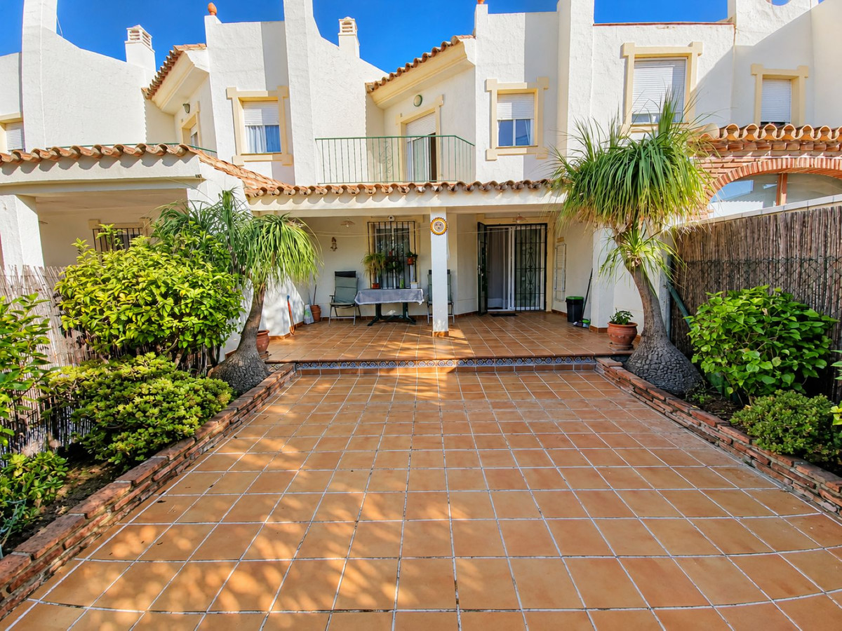 Moradia com 2 quartos com piscina em Málaga, Espanha – Foto 1