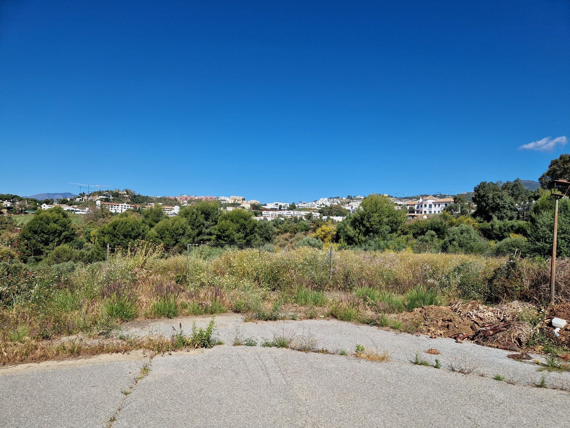 Plot in Nueva Andalucia