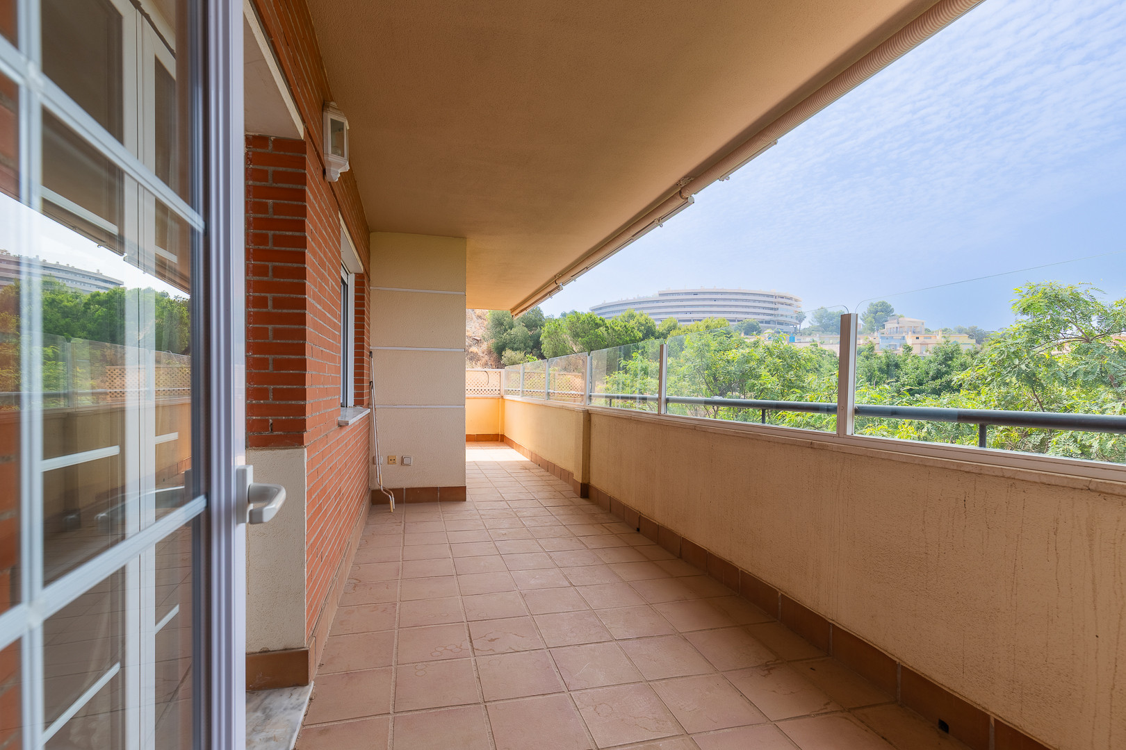 5 Bedroom Penthouse in Málaga - Photo 24